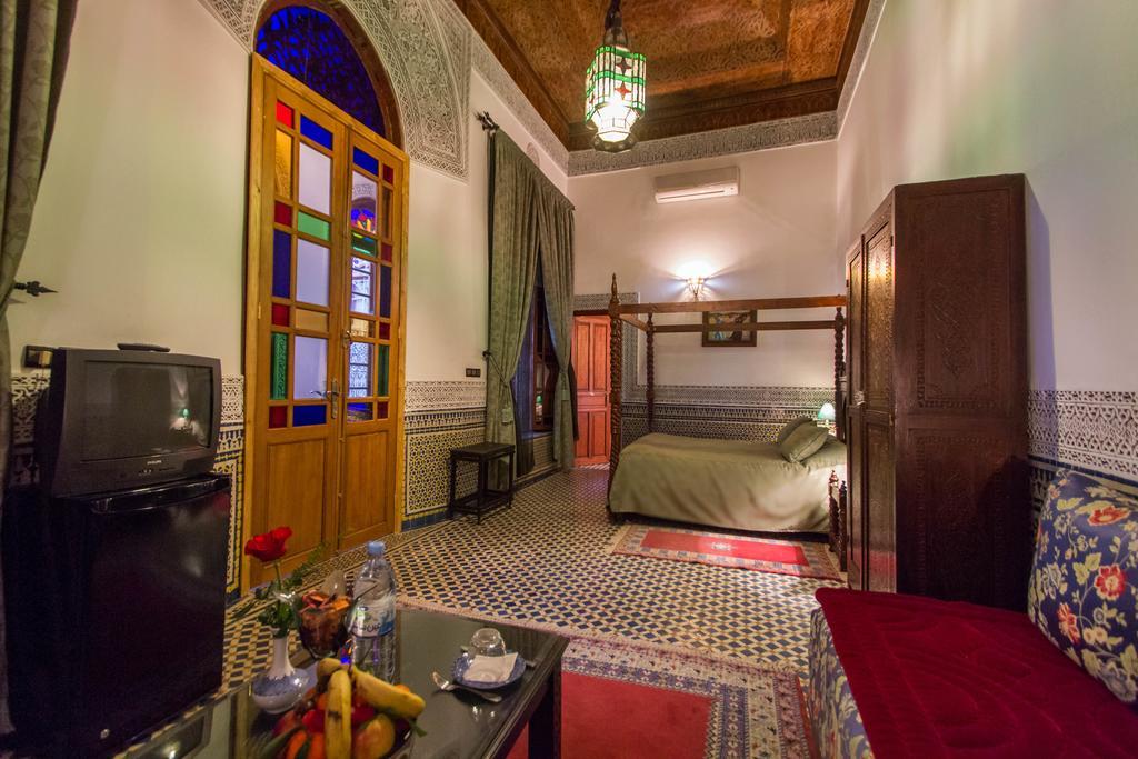 Riad - Dar Al Andalous Fès Exteriör bild